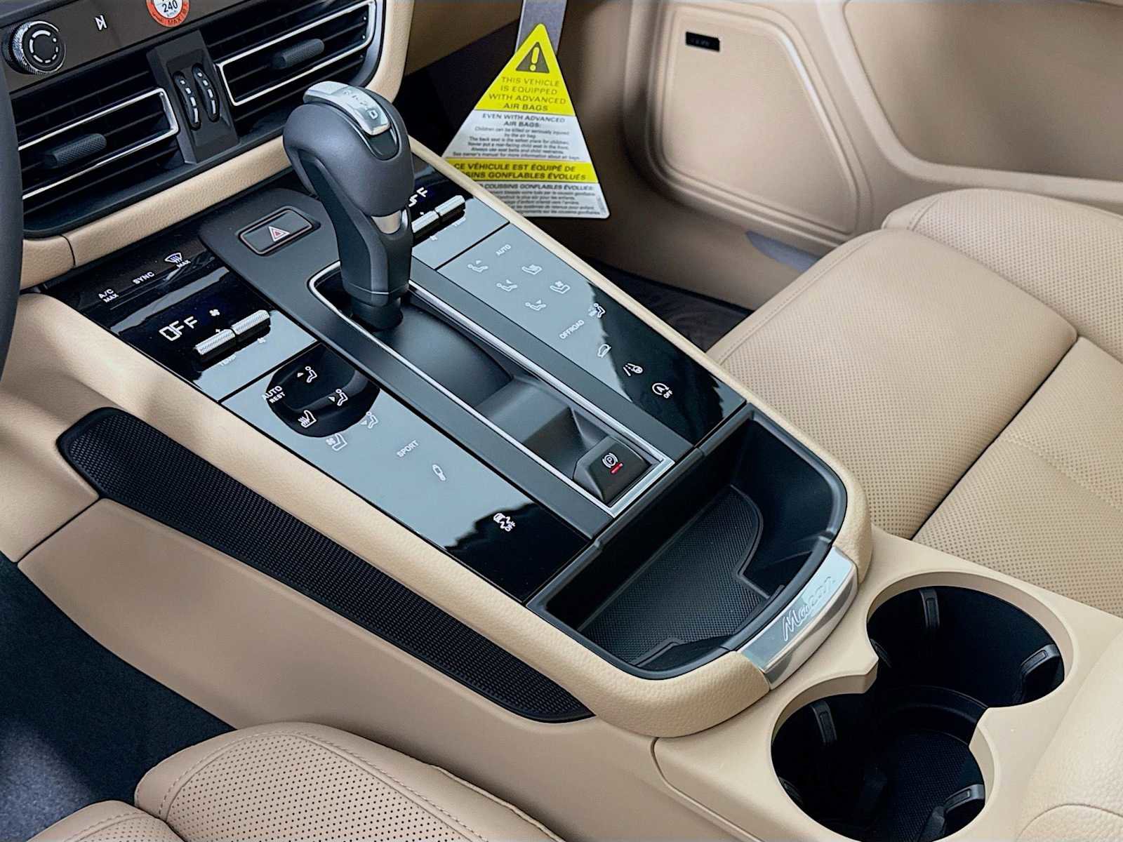 New 2025 Porsche Macan S image 21