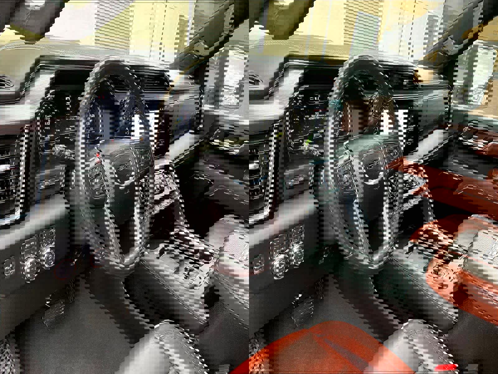 Used 2024 GMC Sierra 2500 Denali Ultimate image 8