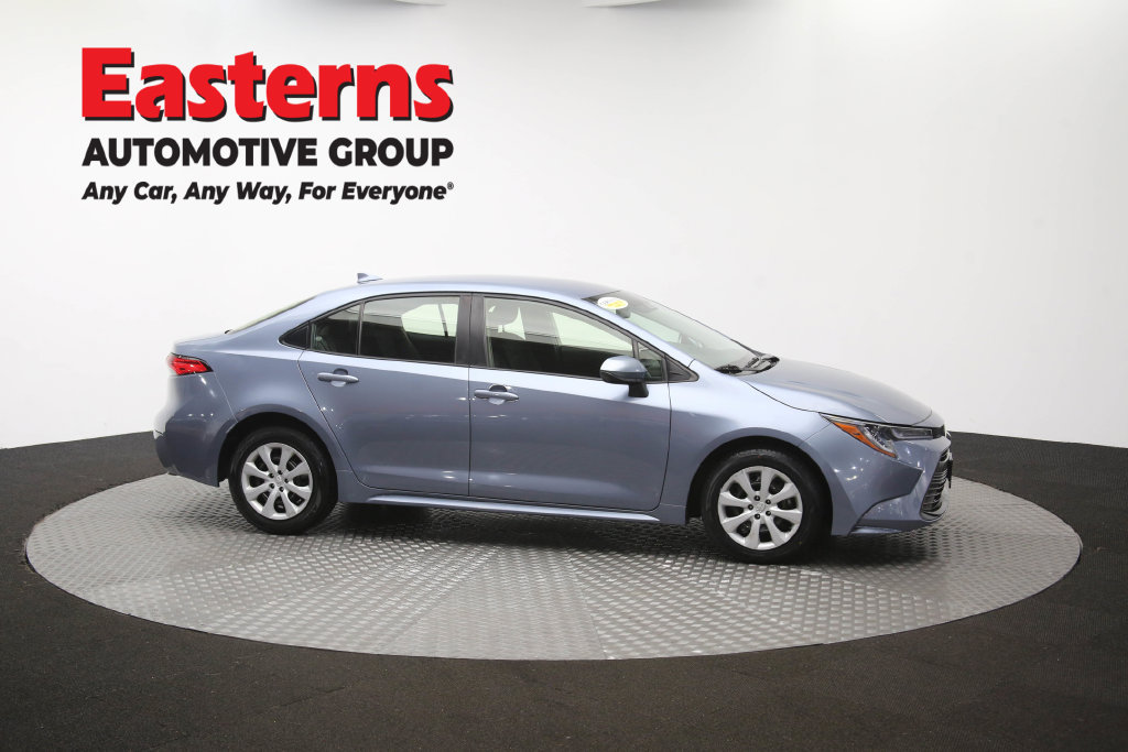 Used 2023 Toyota Corolla LE FWD image 46