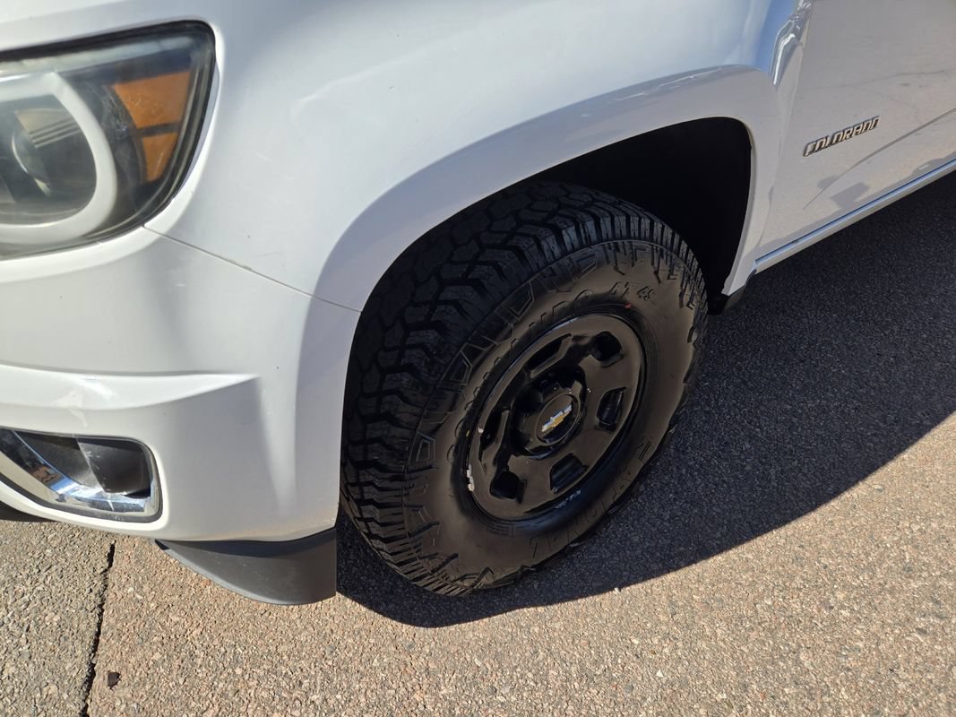 Used 2016 Chevrolet Colorado W/T AWD/4WD image 5