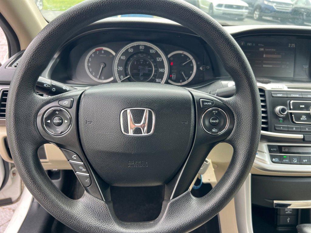 Used 2013 Honda Accord LX image 25
