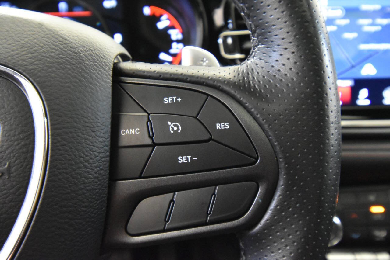 Used 2022 Dodge Durango R/T w/ Blacktop Package image 29