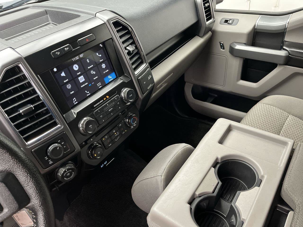 Used 2016 Ford F150 XLT w/ Equipment Group 302A Luxury AWD/4WD image 17