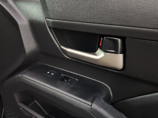 Used 2024 Toyota Tacoma TRD Sport AWD/4WD image 13