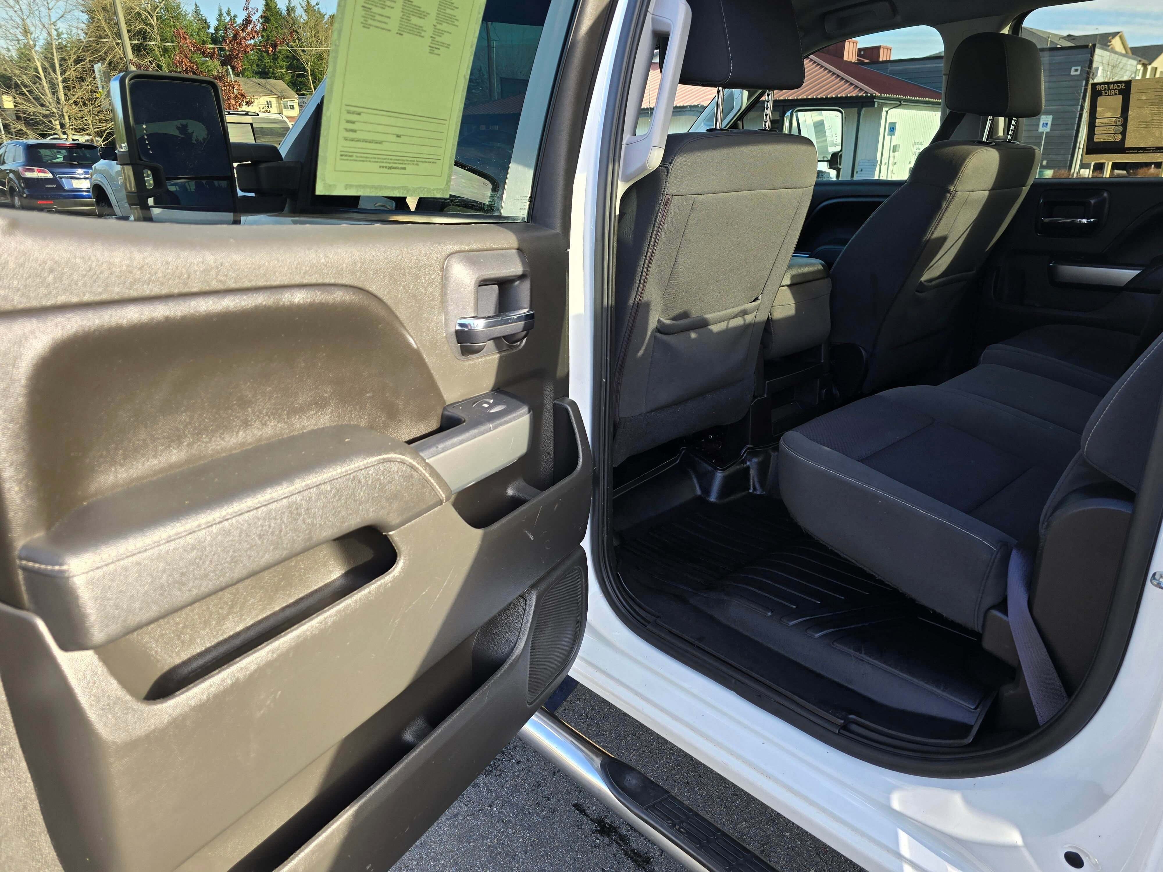 Used 2016 Chevrolet Silverado 1500 LT image 27