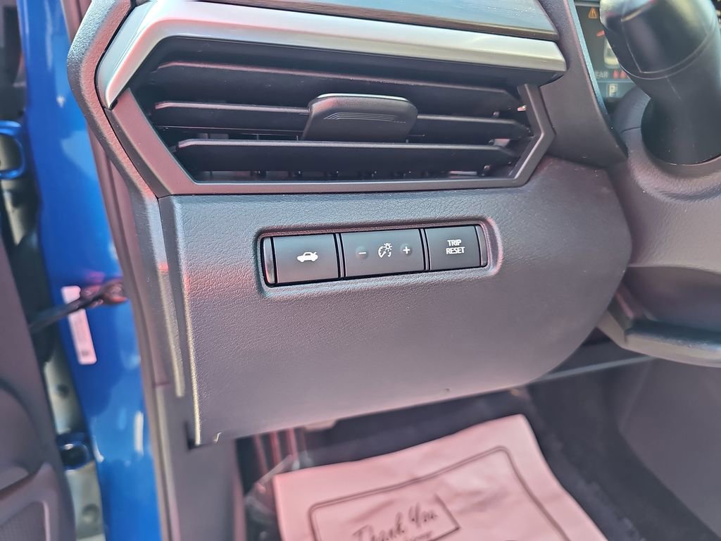 Used 2025 Nissan Altima 2.5 SV image 17