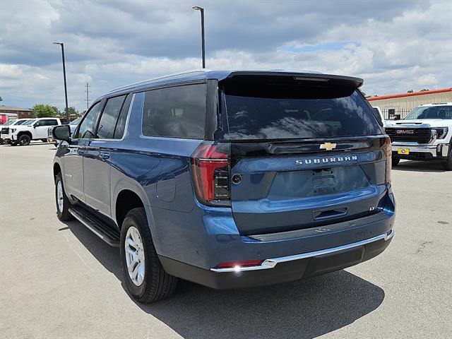 Certified 2025 Chevrolet Suburban LT RWD image 3