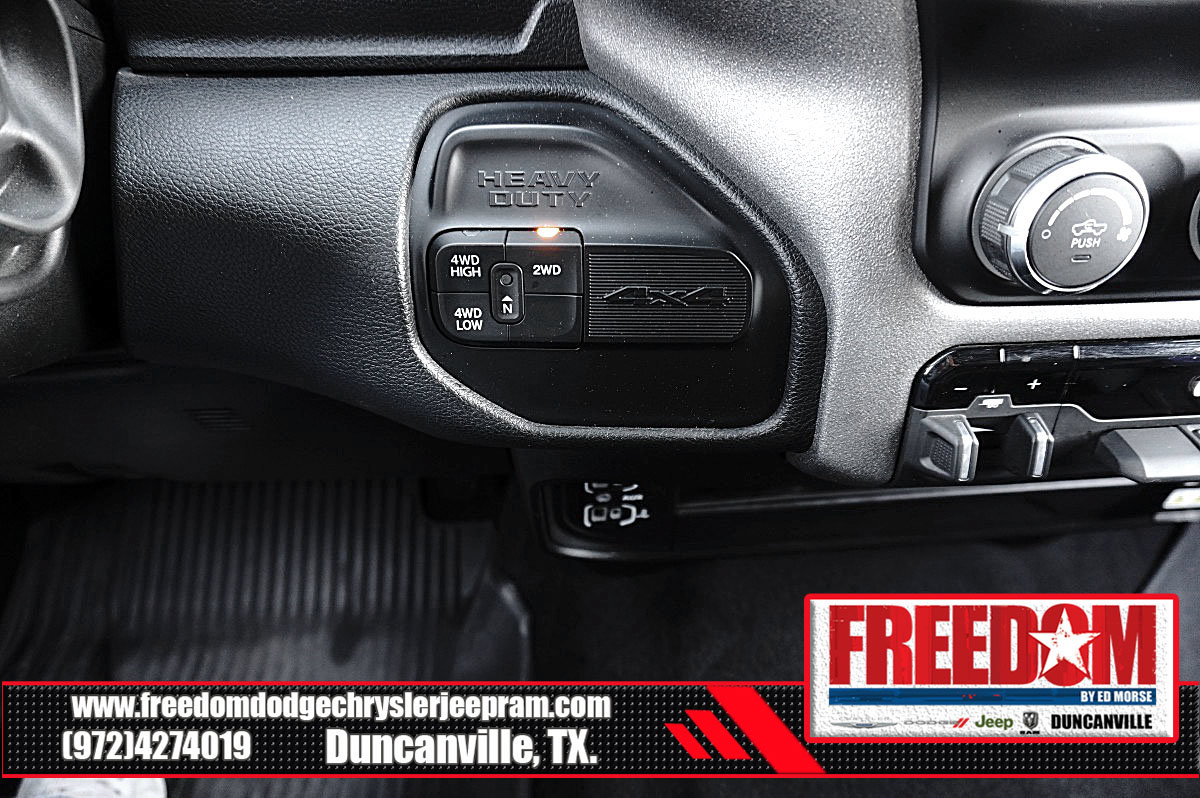 Used 2024 RAM 3500 Tradesman w/ Chrome Appearance Group AWD/4WD image 23