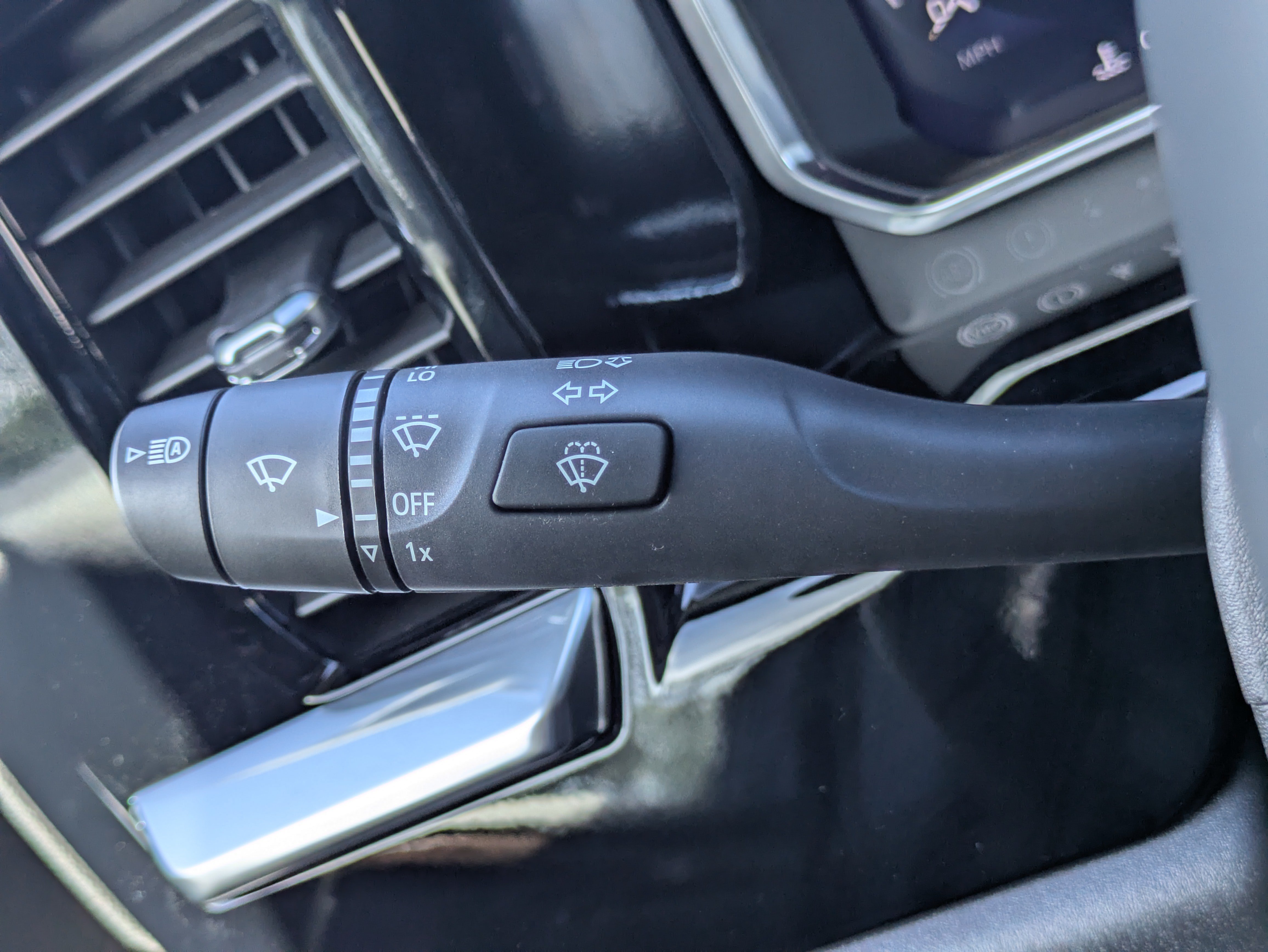 New 2026 Chevrolet Silverado 1500 RST AWD/4WD image 17