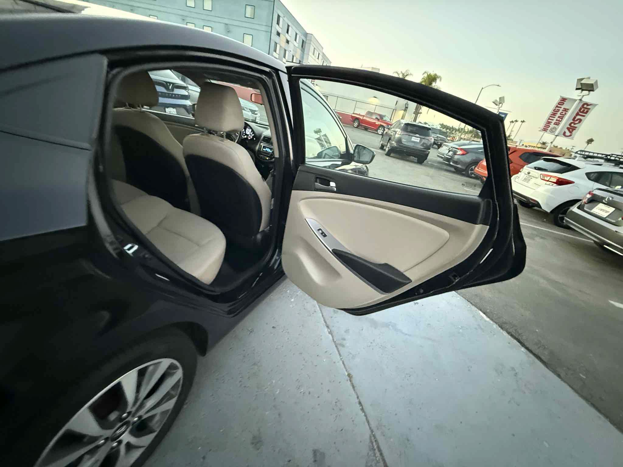 Used 2017 Hyundai Accent Value Edition FWD image 34