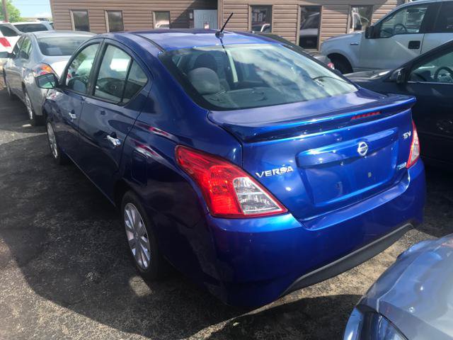 Used 2016 Nissan Versa SV FWD image 8