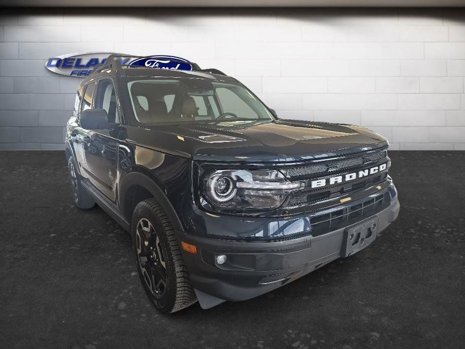 Used 2023 Ford Bronco Sport Outer Banks AWD/4WD image 10