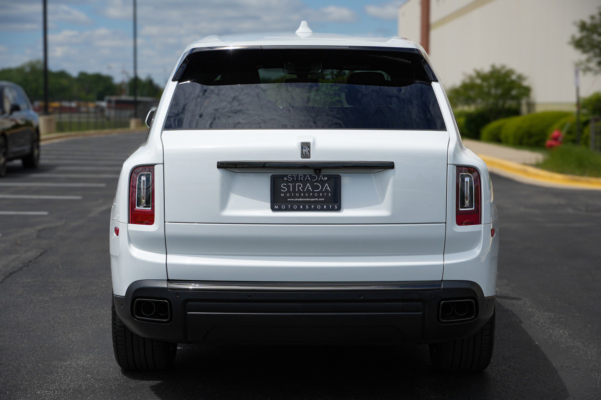 Used 2023 Rolls-Royce Cullinan Black Badge AWD/4WD image 7