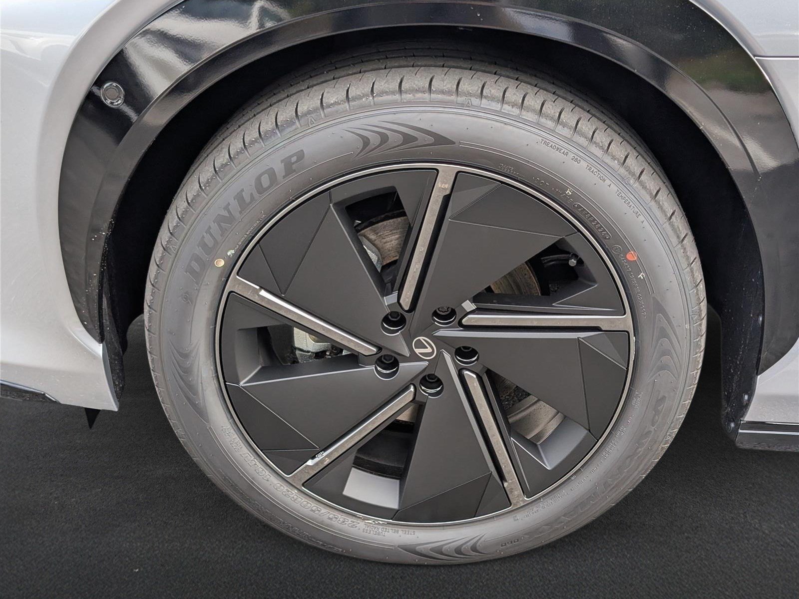 New 2026 Lexus RZ 450e AWD w/ Luxury Package image 7
