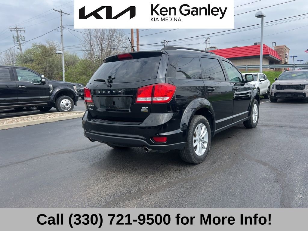 Used 2017 Dodge Journey SXT w/ Comfort/Convenience Group image 8