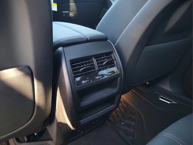 Certified 2025 BMW X5 xDrive50e w/ Premium Package AWD/4WD image 13