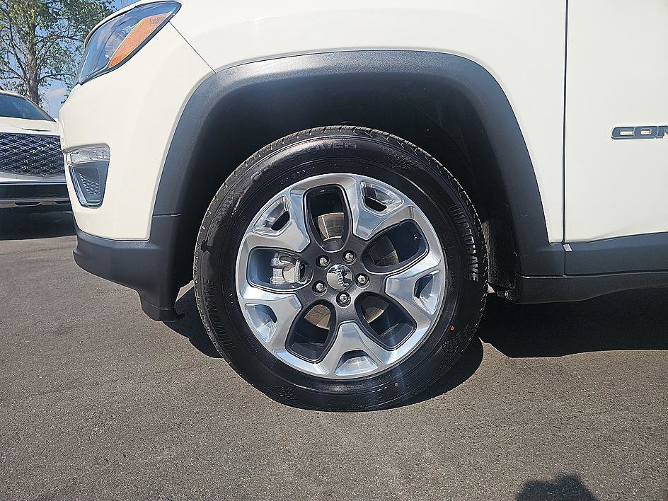 Used 2019 Jeep Compass Limited w/ Safety & Security Group image 11