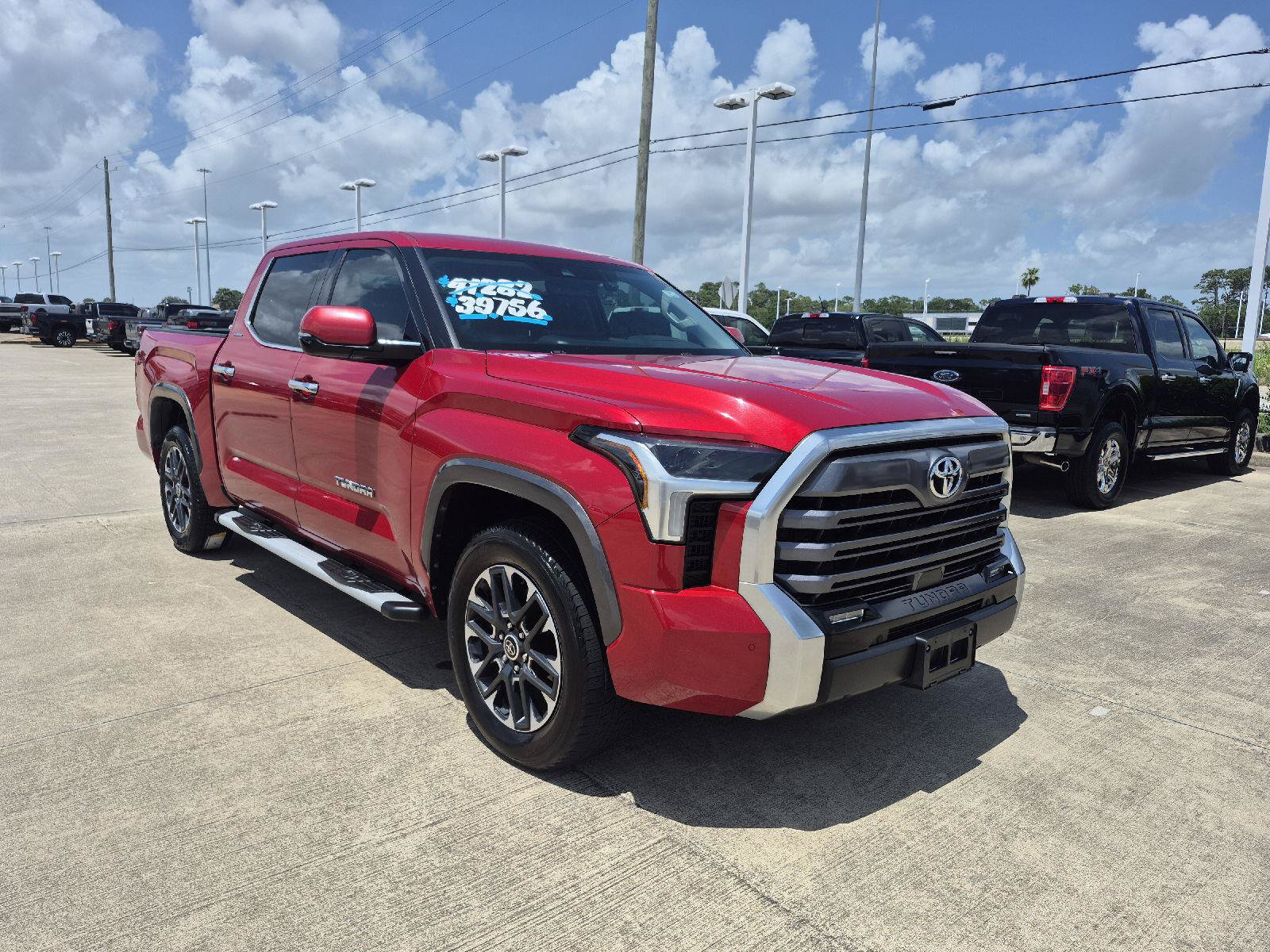 Used 2022 Toyota Tundra Limited w/ Power Package RWD image 18