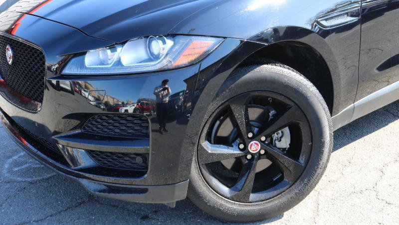 Used 2020 Jaguar F-PACE Premium AWD/4WD image 4