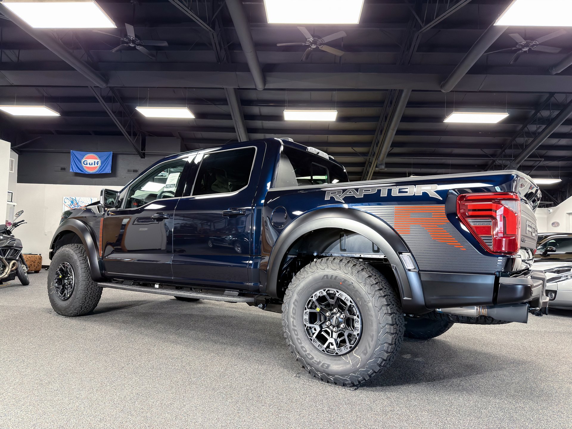 Used 2026 Ford F150 Raptor w/ Equipment Group 803A Raptor R AWD/4WD image 31