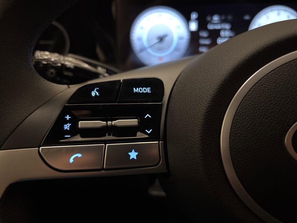 Certified 2024 Hyundai Elantra SEL image 15