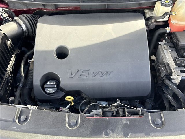 Used 2018 Chevrolet Traverse LT image 28