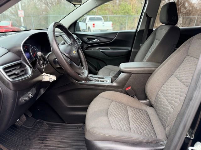 Used 2019 Chevrolet Equinox LT w/ Driver Convenience Package image 7