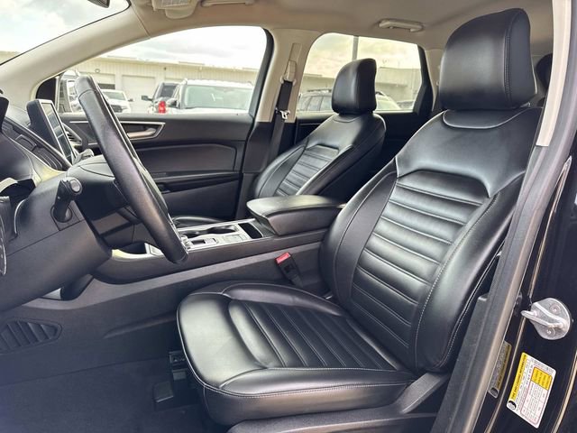 Used 2022 Ford Edge SEL image 21