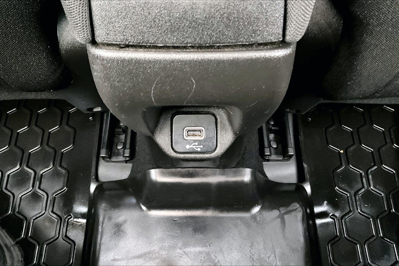 Used 2021 Jeep Renegade Latitude AWD/4WD image 31