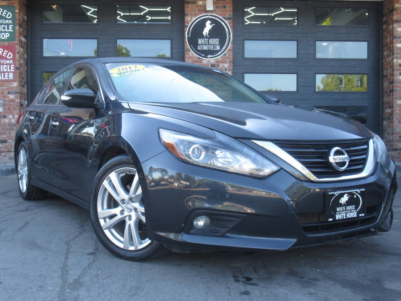 Used 2017 Nissan Altima 3.5 SL