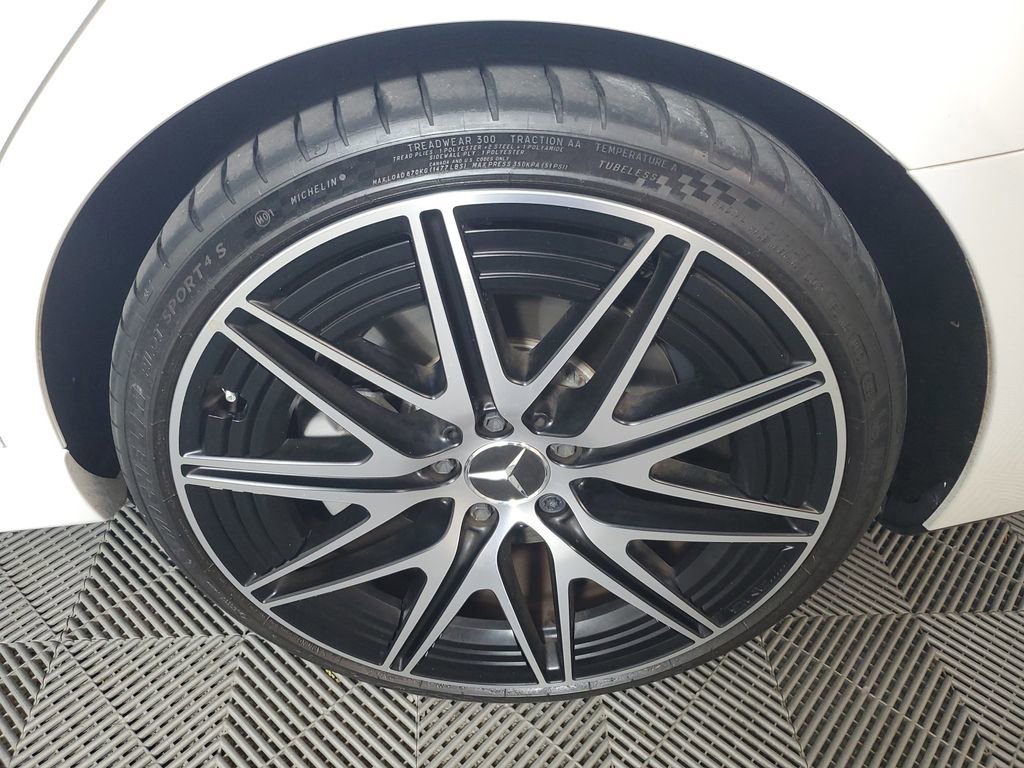 Used 2024 Mercedes-Benz C 43 AMG 4MATIC Sedan image 11
