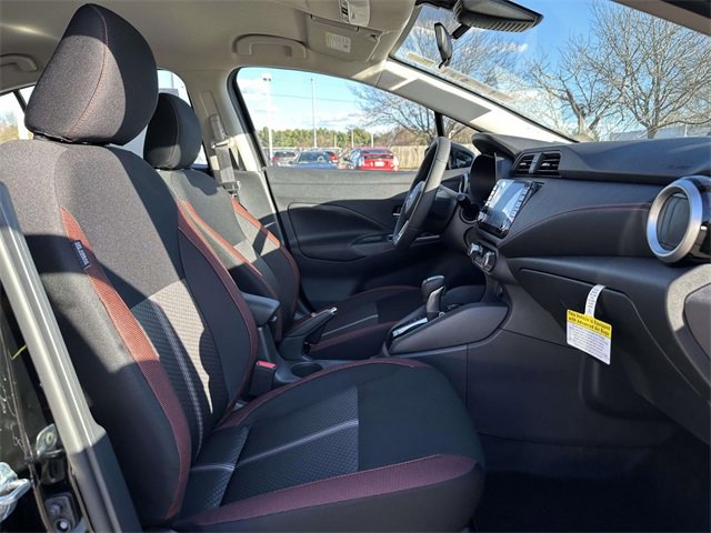 New 2025 Nissan Versa SR w/ Trunk Package image 10