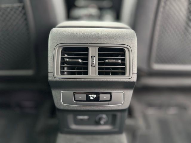Certified 2025 Audi Q5 2.0T Premium Plus image 23