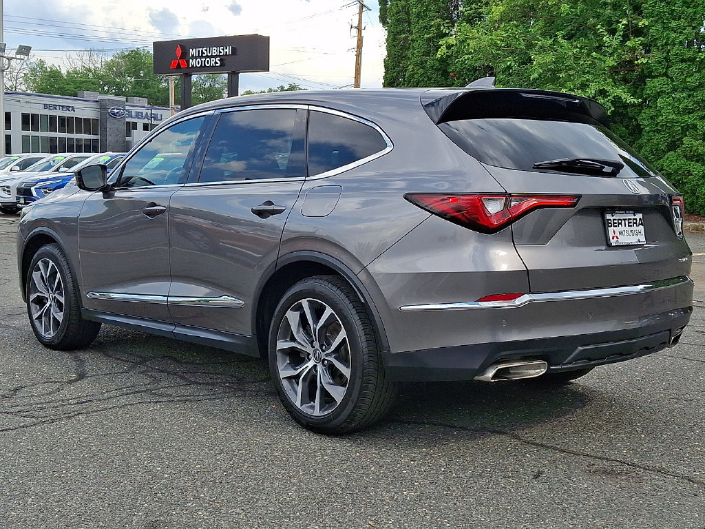 Used 2023 Acura MDX w/ Technology Package AWD/4WD image 4