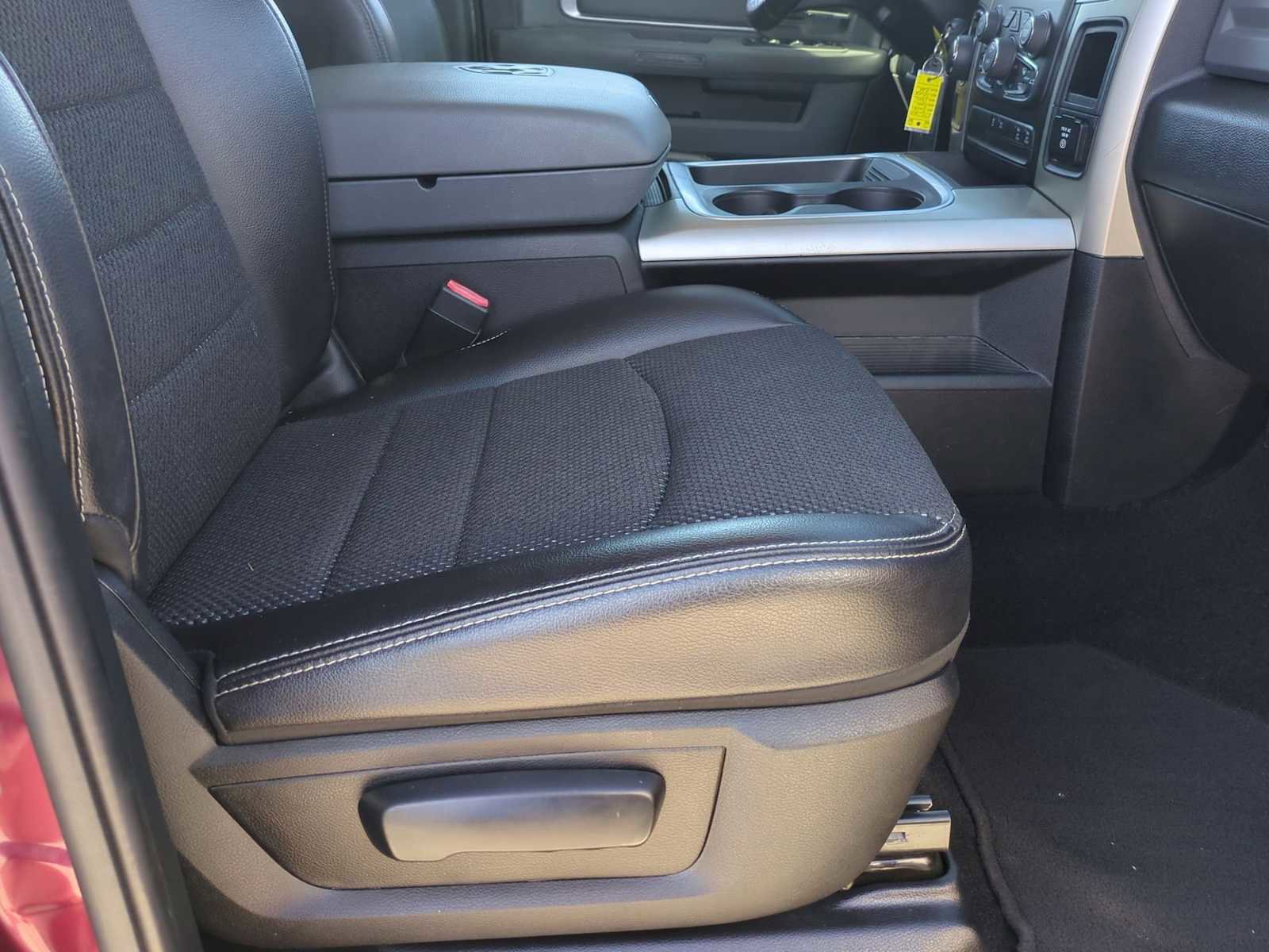 Used 2018 RAM 1500 Lone Star image 26