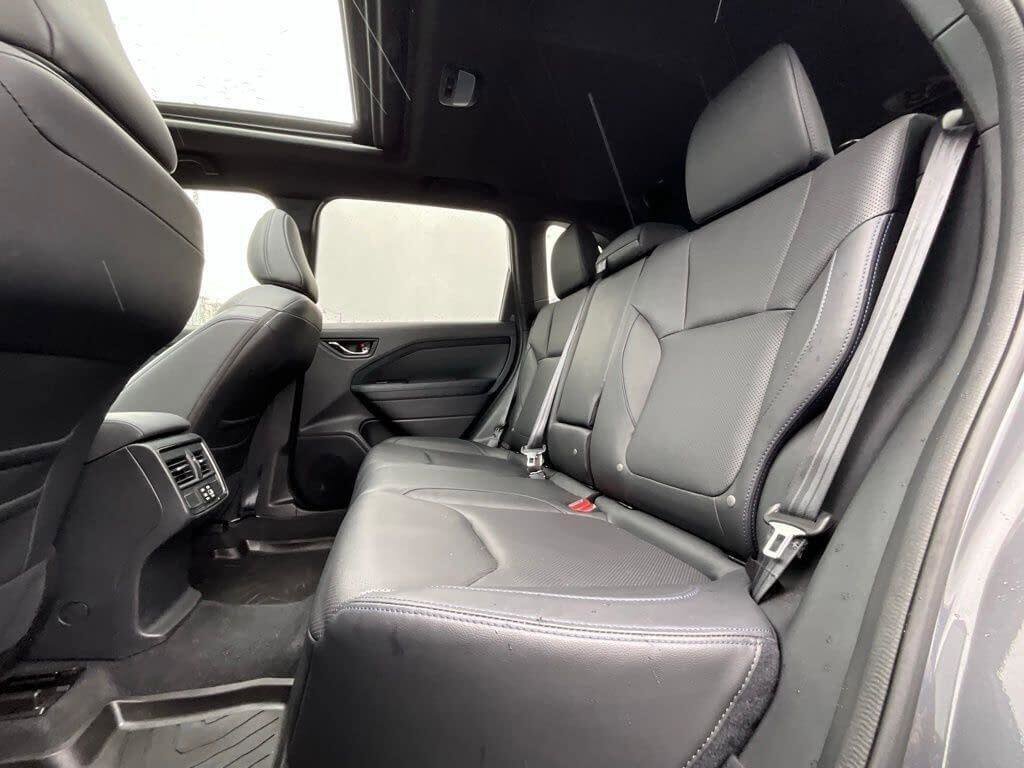 Certified 2025 Subaru Forester Limited image 13