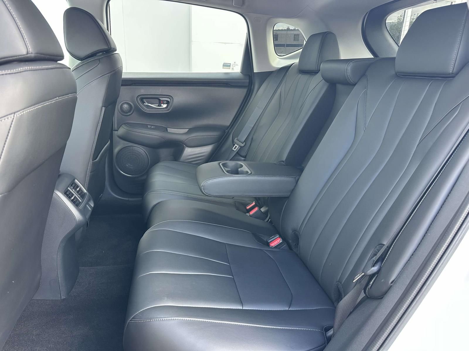 Certified 2025 Acura ADX AWD image 13