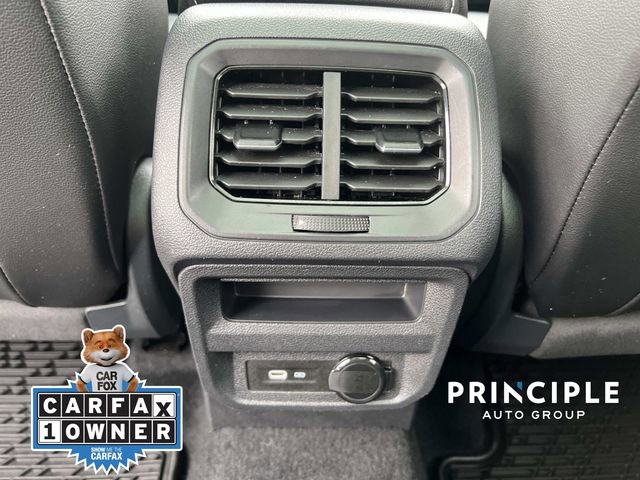 Used 2022 Volkswagen Tiguan SE w/ Panoramic Sunroof Package image 30