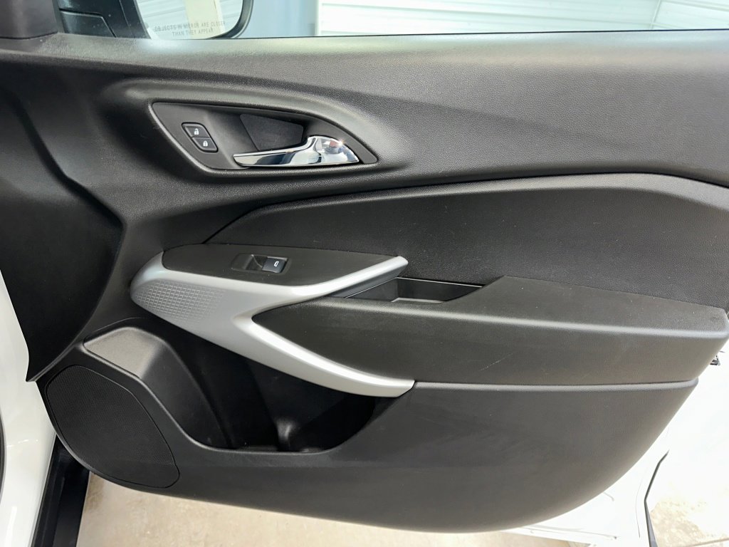 Certified 2024 Chevrolet Trax LS w/ Driver Confidence Package image 26