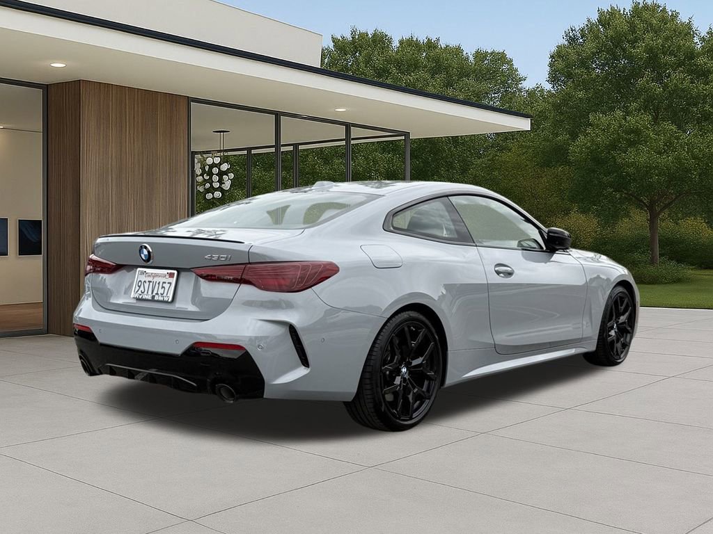 Used 2025 BMW 430i Coupe w/ M Sport Package image 8