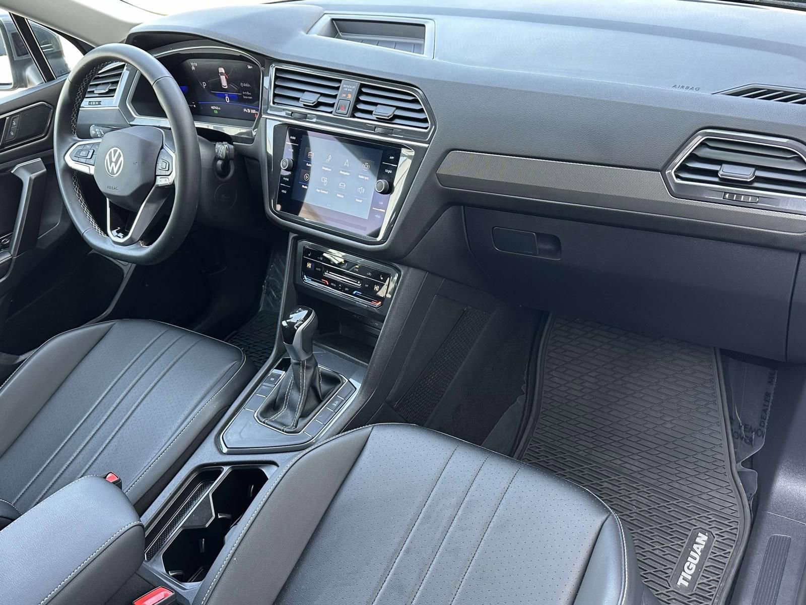 Used 2023 Volkswagen Tiguan SE image 13