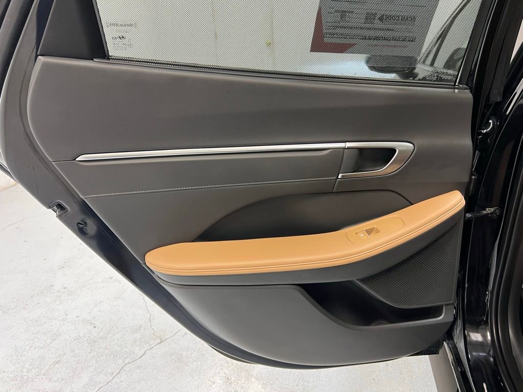 Used 2023 Hyundai Sonata Limited image 25