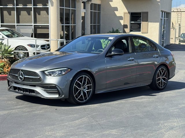 Used 2024 Mercedes-Benz C 300 Sedan image 4