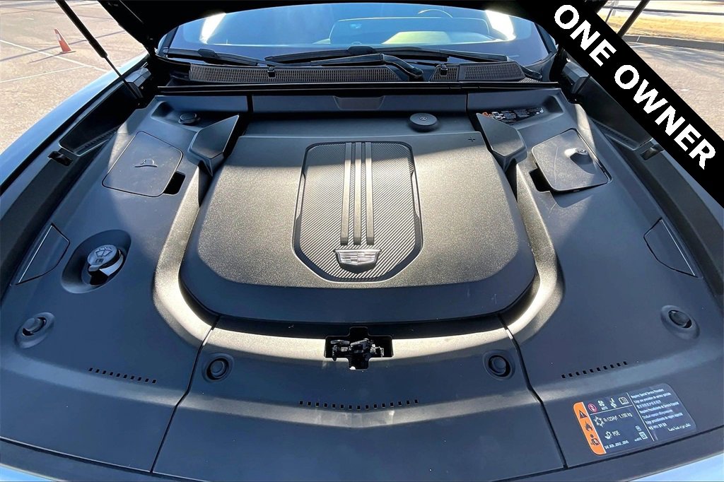 Used 2024 Cadillac Lyriq Luxury w/ LPO, Floor Liner Package image 9