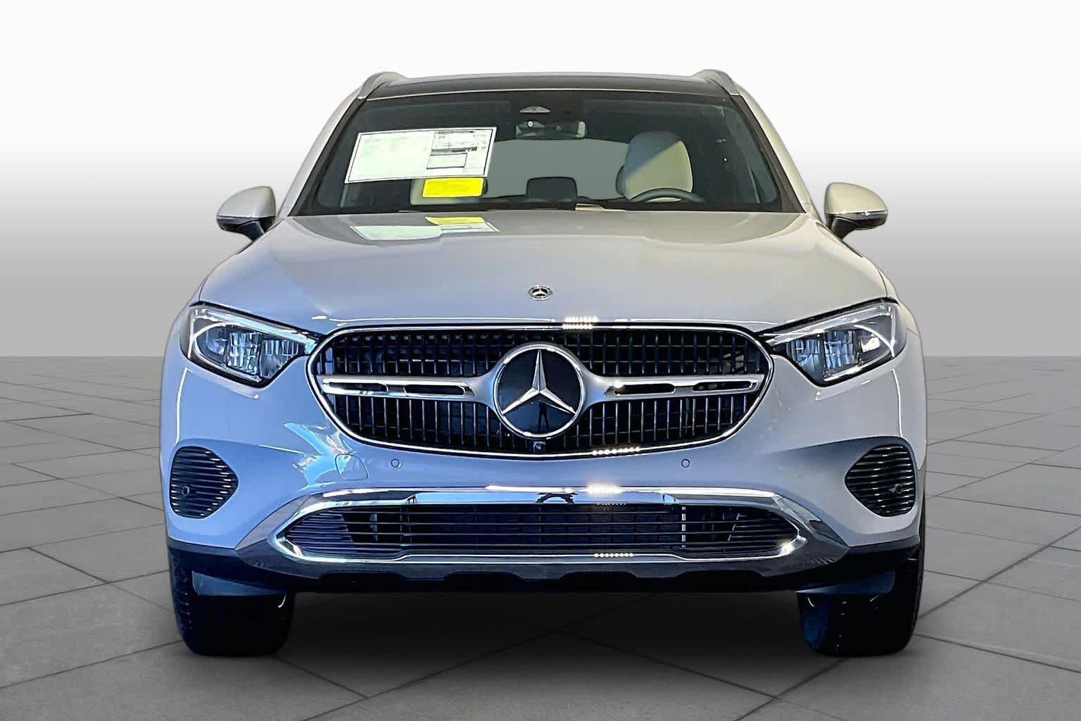 New 2027 Mercedes-Benz GLC 300 4MATIC image 2