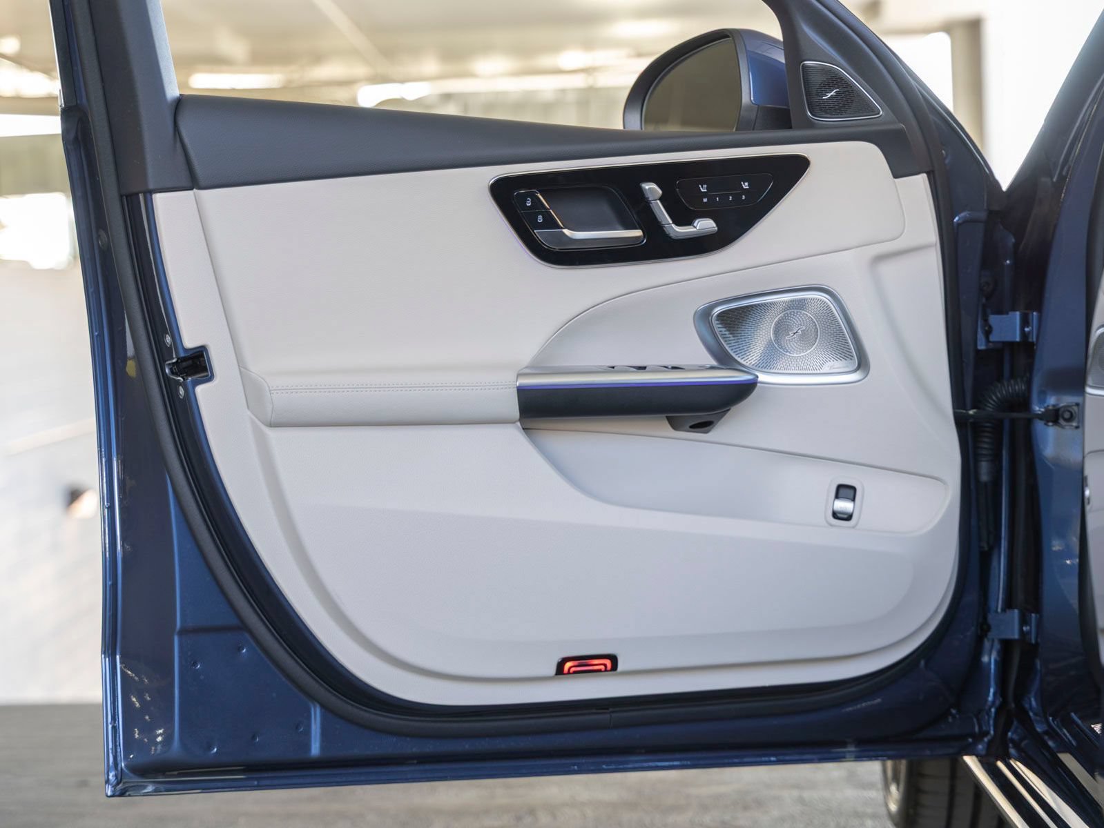 New 2026 Mercedes-Benz C 300 Sedan image 9