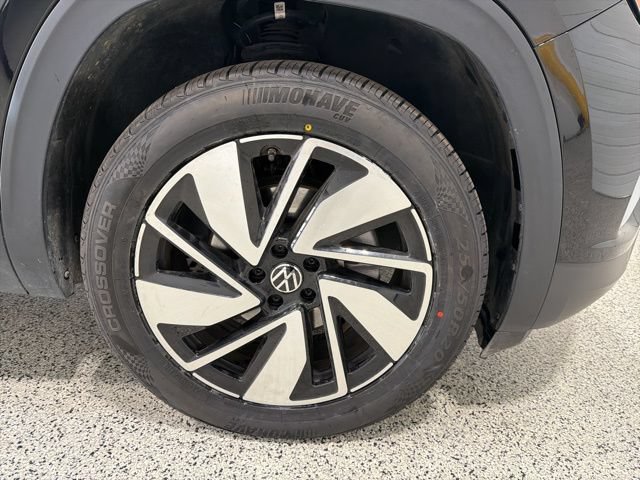 Used 2024 Volkswagen Atlas SE AWD/4WD image 39