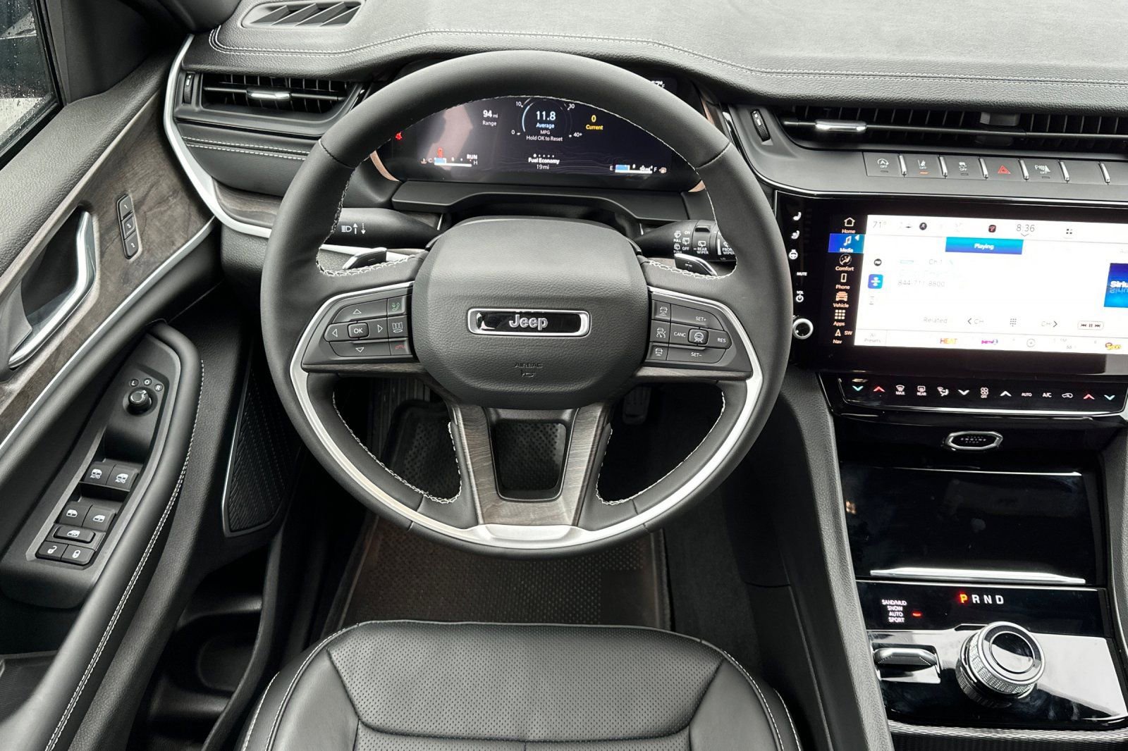 New 2026 Jeep Grand Cherokee Limited image 14