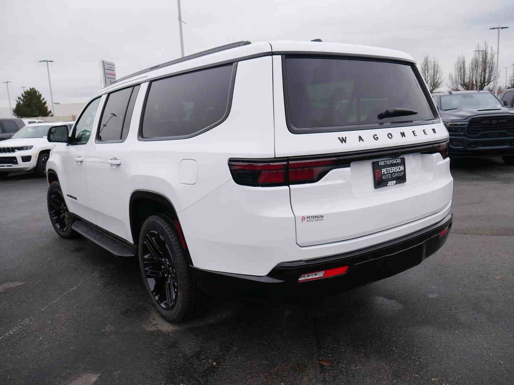 New 2025 Jeep Wagoneer L Series II w/ Convenience Group I image 19