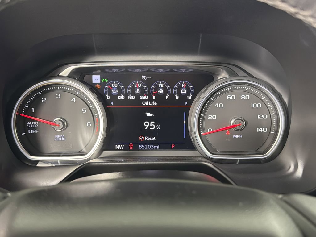 Used 2021 Chevrolet Tahoe Premier w/ Premium Package image 28